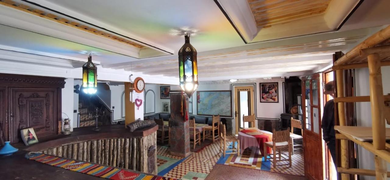 Auberge Des Peupliers Cafe Restaurant Akhendachou n'Ait Ouffi Esterno foto