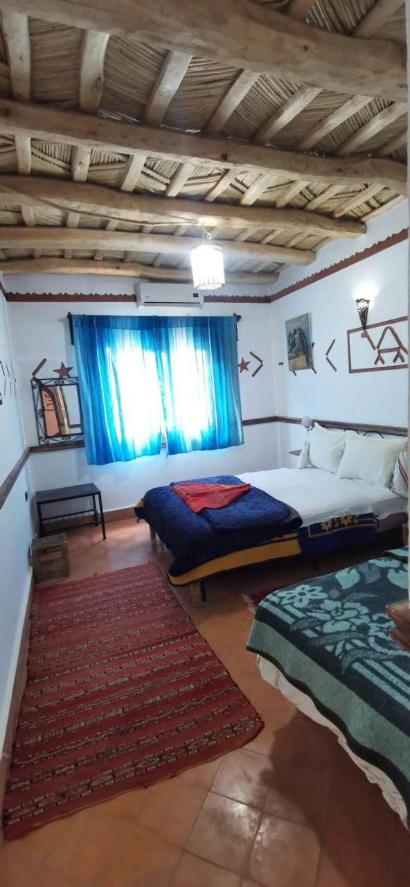 Auberge Des Peupliers Cafe Restaurant Akhendachou n'Ait Ouffi Esterno foto
