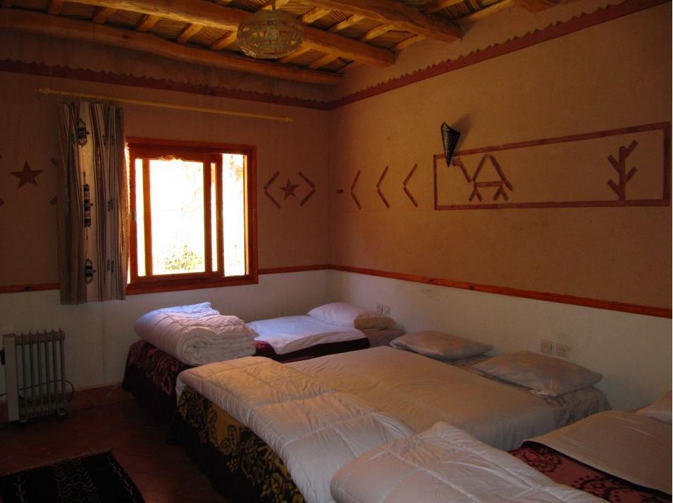 Auberge Des Peupliers Cafe Restaurant Akhendachou n'Ait Ouffi Camera foto