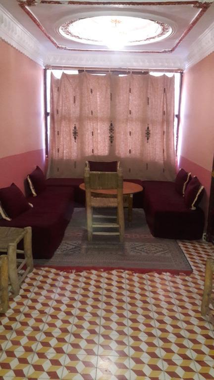Auberge Des Peupliers Cafe Restaurant Akhendachou n'Ait Ouffi Esterno foto