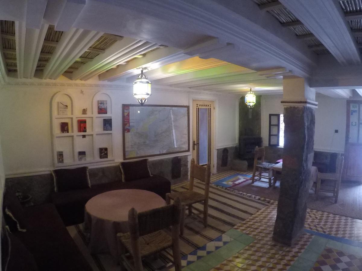 Auberge Des Peupliers Cafe Restaurant Akhendachou n'Ait Ouffi Esterno foto